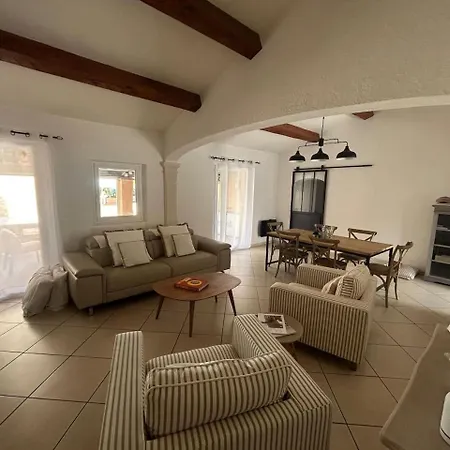 T3 Cosy, Terrasse, 10 Metres De La Nartelle Appartement *